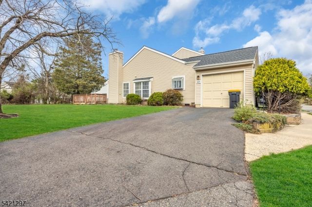 123 Harrow Dr, Franklin Twp., NJ 08873