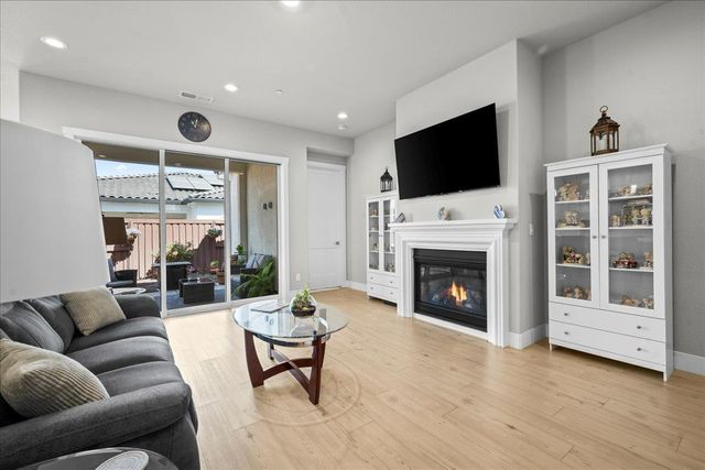 4256 Eagle View Way, Folsom, CA 95630