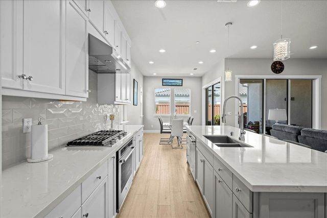 4256 Eagle View Way, Folsom, CA 95630