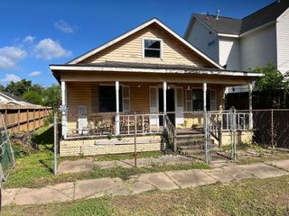 217 N Everton Street, Houston, TX 77003