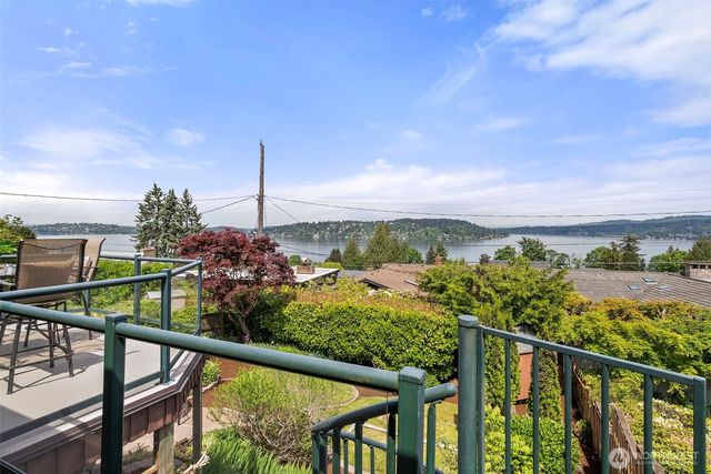 10468 Forest Avenue S, Seattle, WA 98178