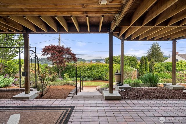 10468 Forest Avenue S, Seattle, WA 98178