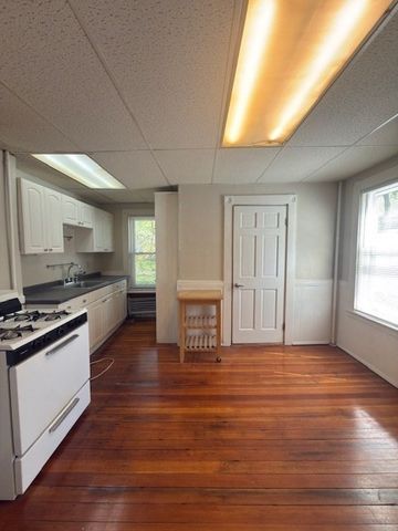 135-137 Lynde St 1, Melrose, MA 02176