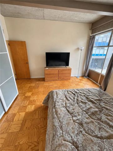 100 Atlantic, Long Beach, CA 90802
