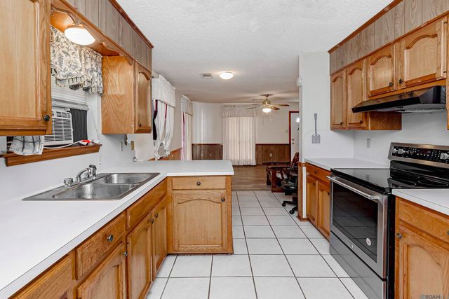 315 Gatebriar St, Baton Rouge, LA 70807