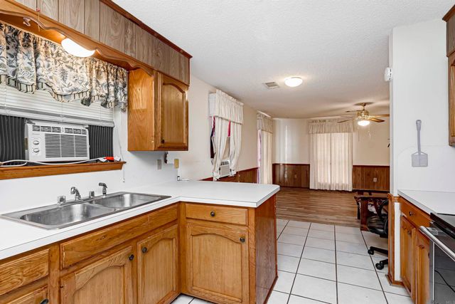 315 Gatebriar St, Baton Rouge, LA 70807