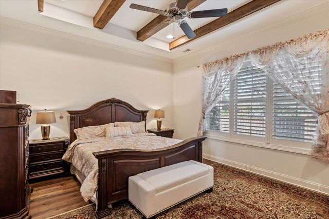 202 CHADWICK WOODS LN, Collierville, TN 38017