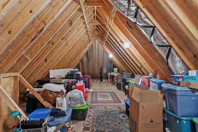 202 CHADWICK WOODS LN, Collierville, TN 38017