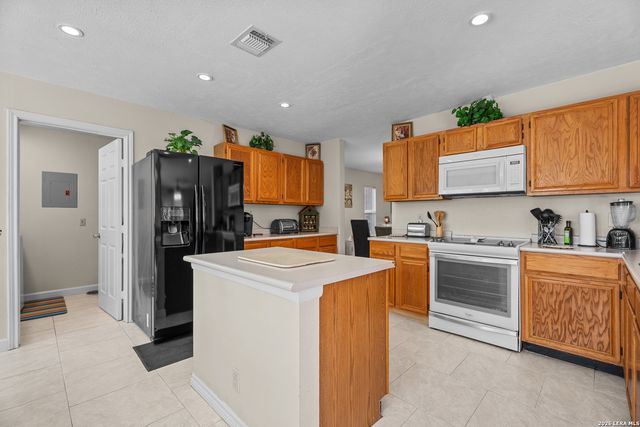 7519 Waketon, San Antonio, TX 78250