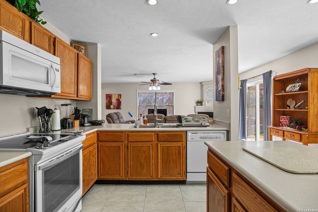 7519 Waketon, San Antonio, TX 78250