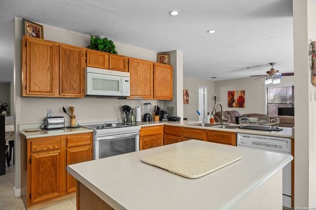 7519 Waketon, San Antonio, TX 78250