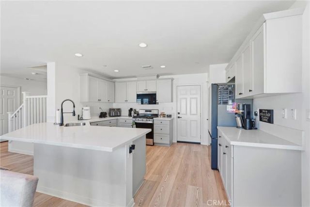 7643 Rubyred Glen, Riverside, CA 92507