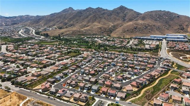 7643 Rubyred Glen, Riverside, CA 92507