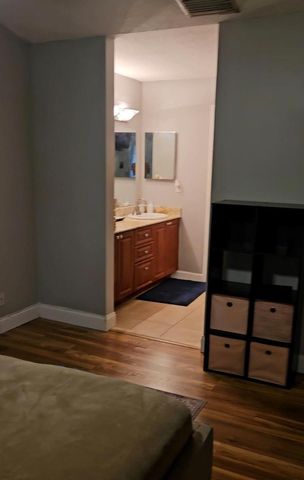 9215 W Sunrise Boulevard, Plantation, FL 33322