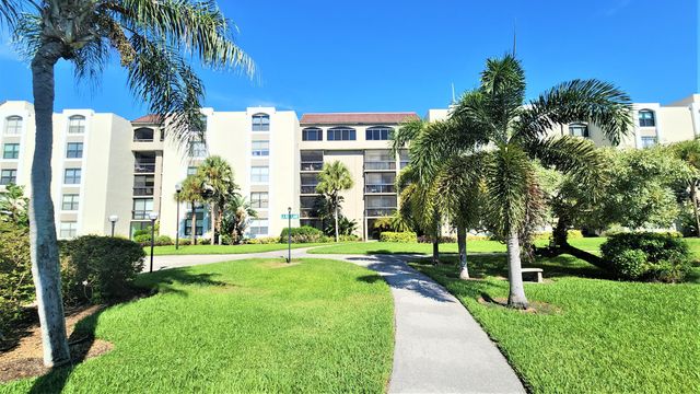 1915 Lavers Circle E208, Delray Beach, FL 33444