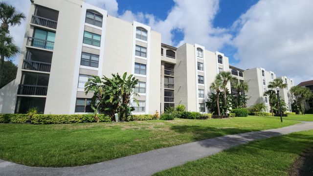 1915 Lavers Circle E208, Delray Beach, FL 33444