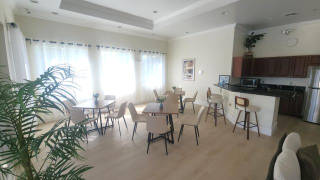 1915 Lavers Circle E208, Delray Beach, FL 33444