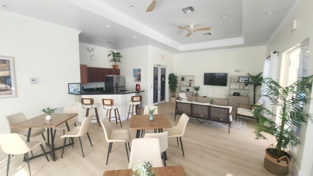 1915 Lavers Circle E208, Delray Beach, FL 33444