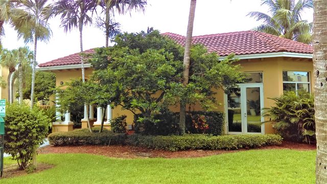 1915 Lavers Circle E208, Delray Beach, FL 33444