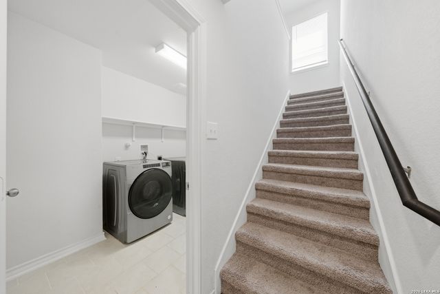 6820 Kingsley Edge, San Antonio, TX 78252