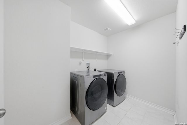 6820 Kingsley Edge, San Antonio, TX 78252