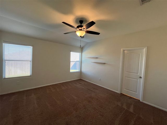 609 Buzzard Lake Trail, Fort Worth, TX 76120