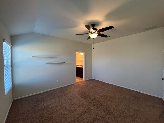 609 Buzzard Lake Trail, Fort Worth, TX 76120