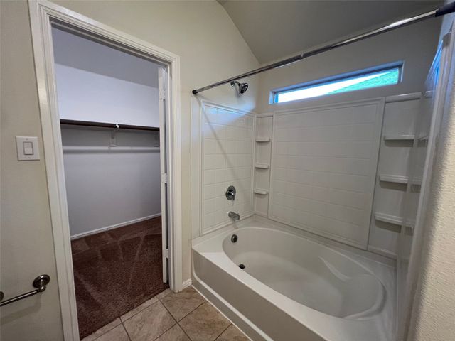 609 Buzzard Lake Trail, Fort Worth, TX 76120