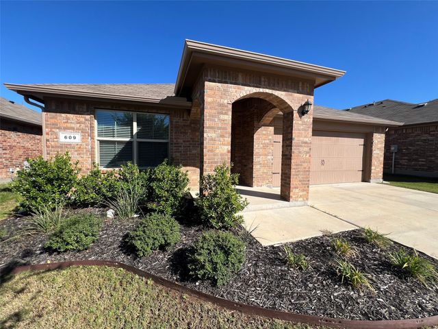 609 Buzzard Lake Trail, Fort Worth, TX 76120