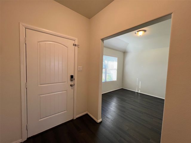 609 Buzzard Lake Trail, Fort Worth, TX 76120