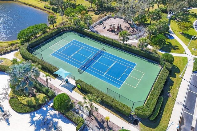 2006 RED LAKE RUN, Bradenton, FL 34211