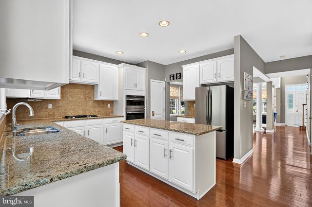 30 GREYLYNNE DR, Princeton, NJ 08540
