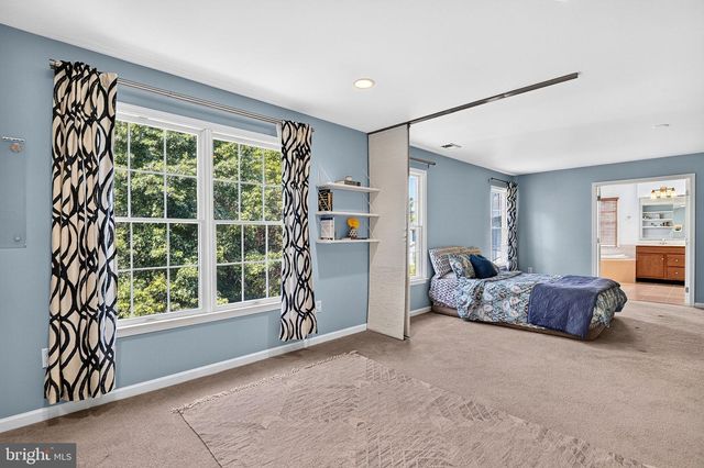 30 GREYLYNNE DR, Princeton, NJ 08540