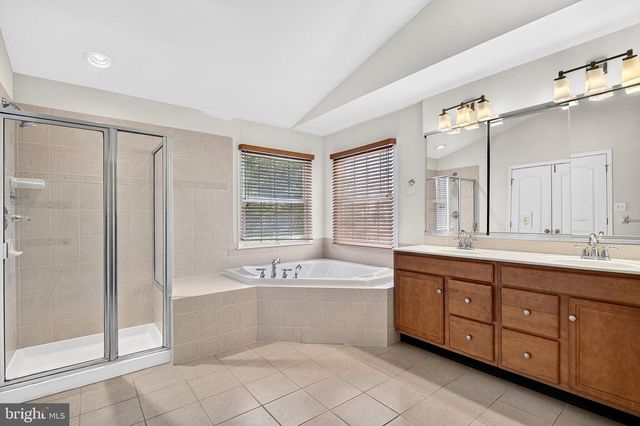 30 GREYLYNNE DR, Princeton, NJ 08540