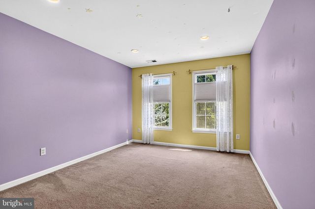 30 GREYLYNNE DR, Princeton, NJ 08540