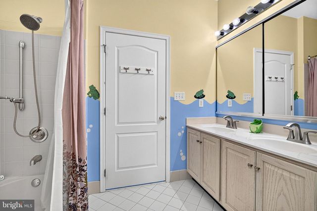 30 GREYLYNNE DR, Princeton, NJ 08540