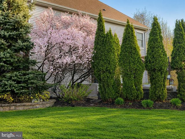 30 GREYLYNNE DR, Princeton, NJ 08540
