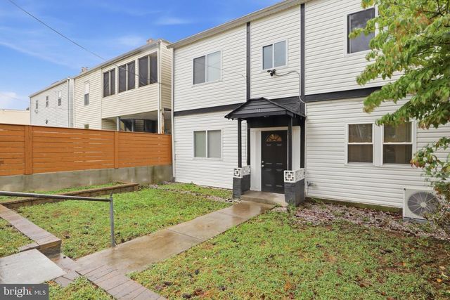 1332 ADAMS ST NE, Washington, DC 20018