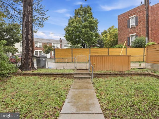 1332 ADAMS ST NE, Washington, DC 20018