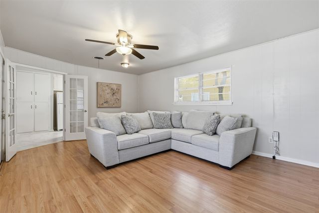 2321 Honeysuckle Avenue, Fort Worth, TX 76111
