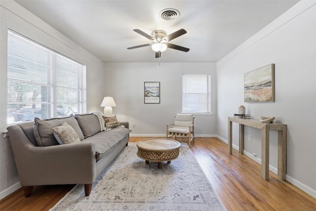 2321 Honeysuckle Avenue, Fort Worth, TX 76111
