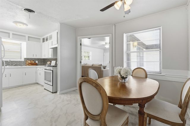 2321 Honeysuckle Avenue, Fort Worth, TX 76111
