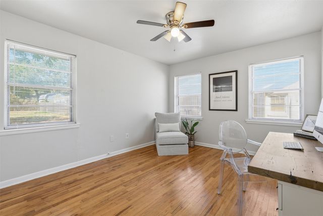 2321 Honeysuckle Avenue, Fort Worth, TX 76111