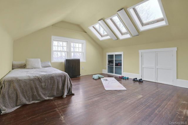 22 Dearborn Street, New Rochelle, NY 10801