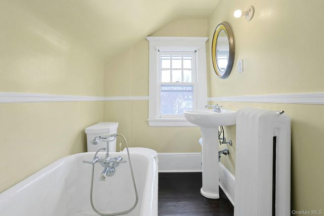 22 Dearborn Street, New Rochelle, NY 10801