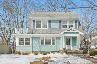 22 Dearborn Street, New Rochelle, NY 10801