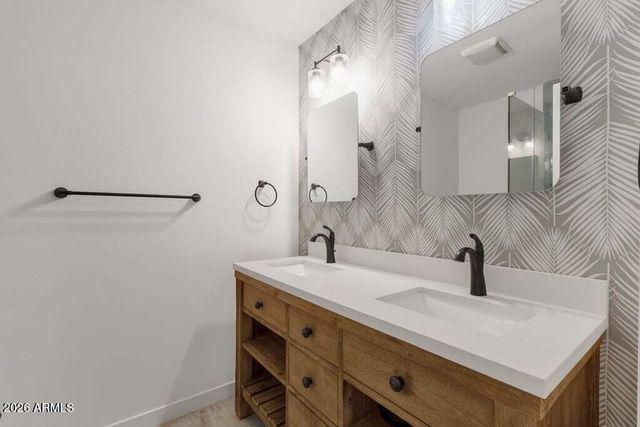 3708 N 85TH Street, Scottsdale, AZ 85251