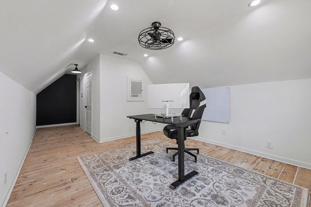 6910 Windcrest Estates Court, Magnolia, TX 77354