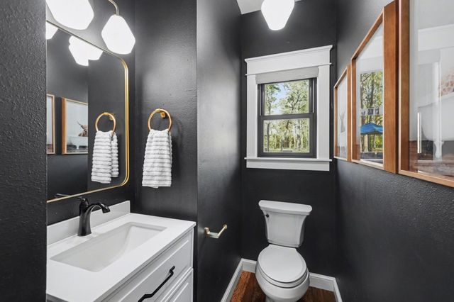 6910 Windcrest Estates Court, Magnolia, TX 77354