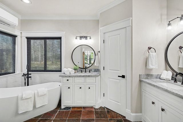 6910 Windcrest Estates Court, Magnolia, TX 77354